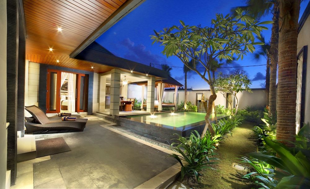 The Banyumas Suite Villa Legian 1 Bedroom Suite Villa with Private Pool 15