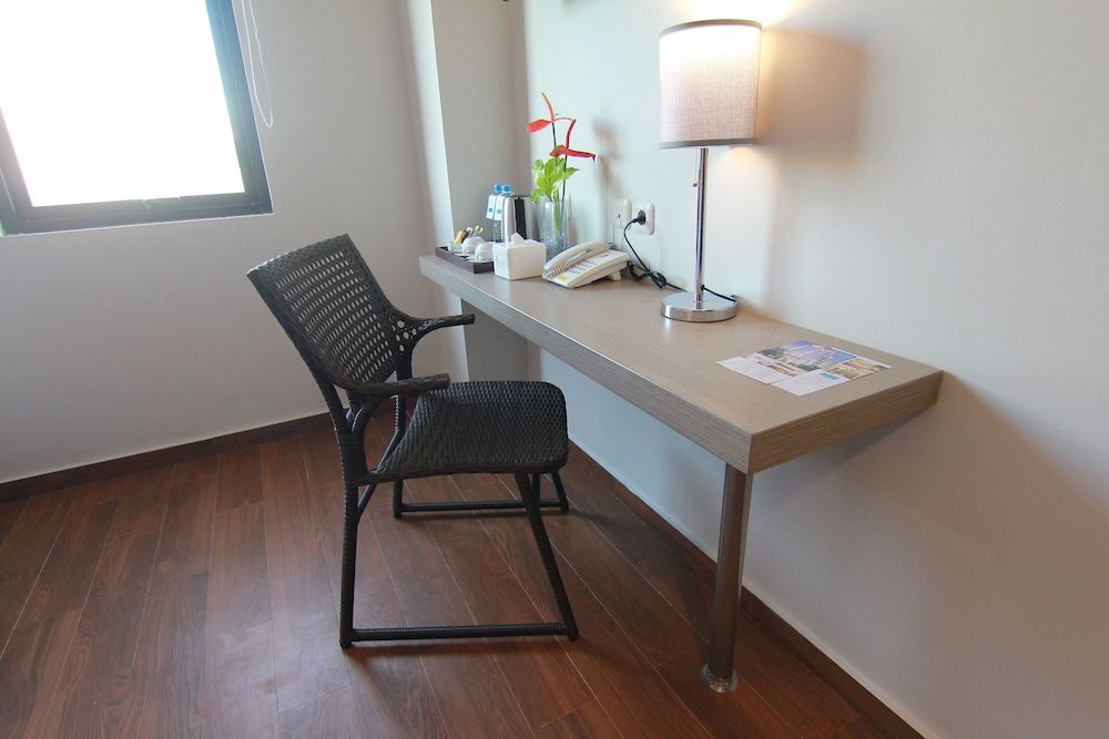 Genio Hotel Manado Superior Twin Room Only 6