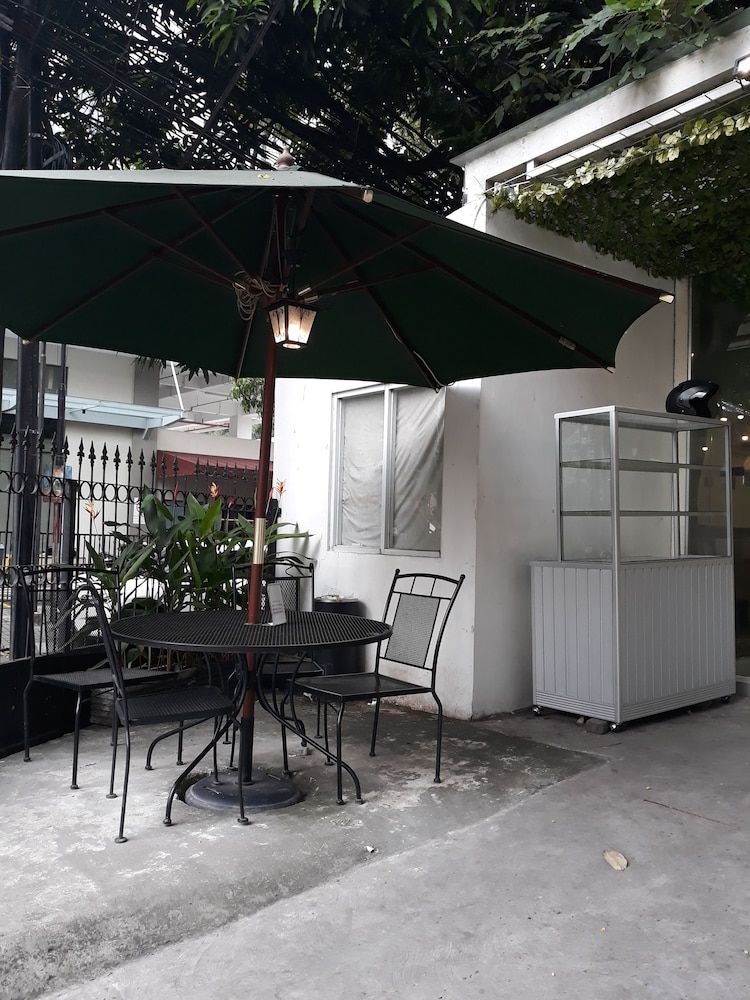 undefined Menteng House 8