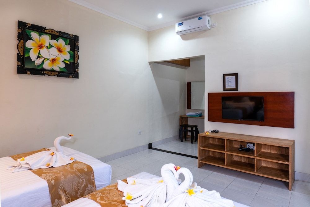 Pondok Jenggala Superior Double Room 6