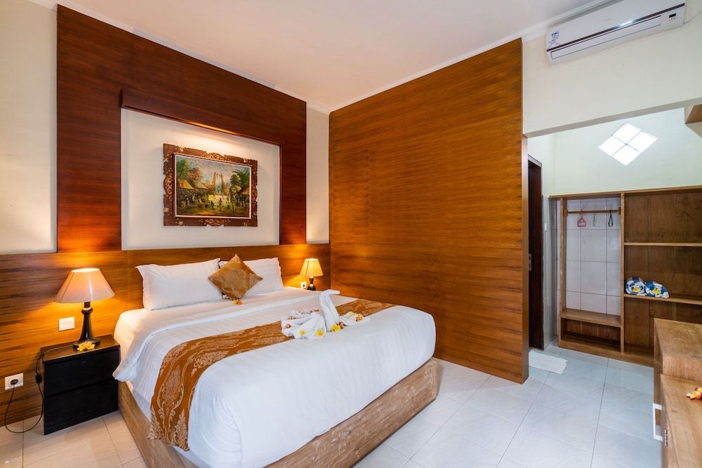 Pondok Jenggala Superior Double Room 7