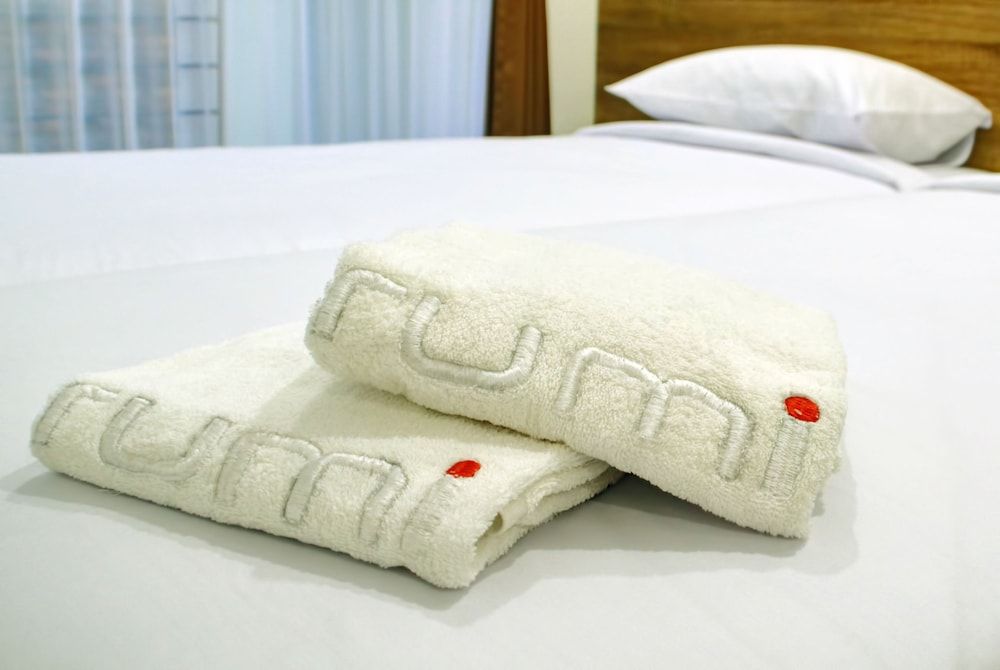 Rumi Semarang Standard Room 4