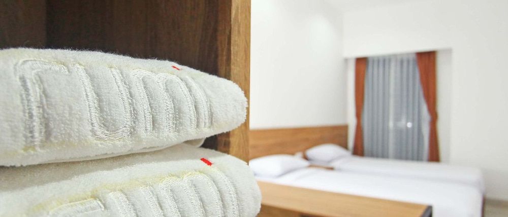Rumi Semarang Standard Room 6