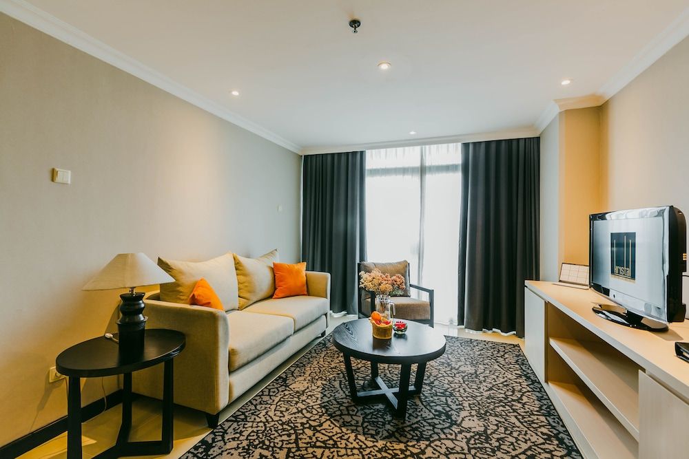 undefined Hotel Kristal 8