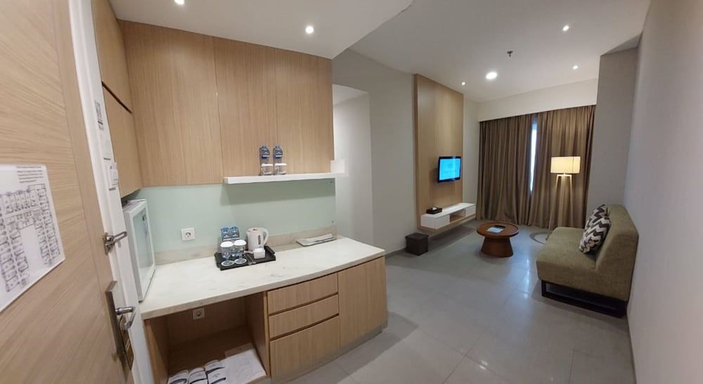 Hotel Santika Mega City Bekasi Family Room 3