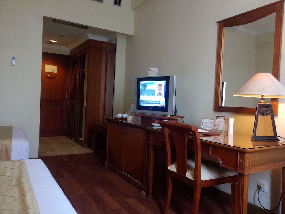 Hotel Bintang Wisata Mandiri Superior Room, 2 Twin Beds, City View 3