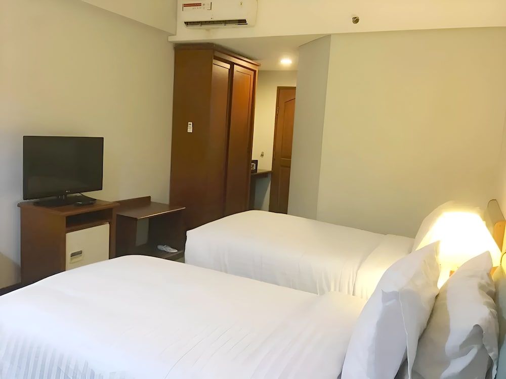 undefined Paragon Gallery Hotel 8