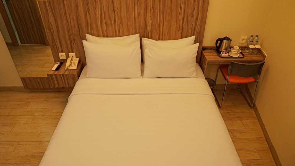 undefined Hotel Cikini 7