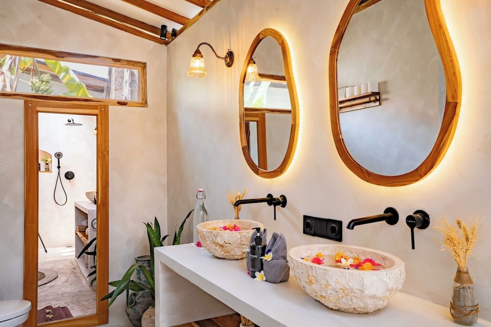 undefined Bale Sampan Bungalows 6