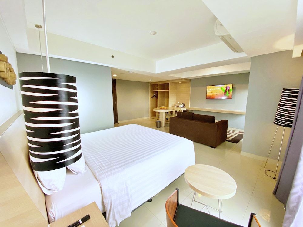 undefined Harper MT Haryono by ASTON 4