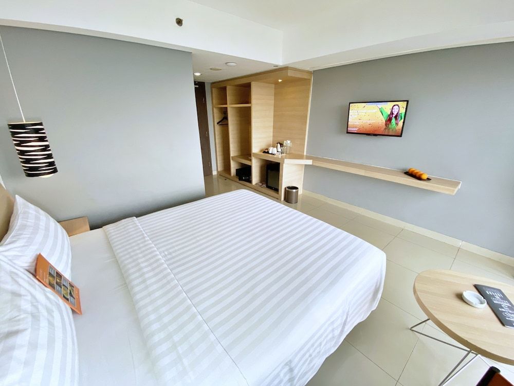 undefined Harper MT Haryono by ASTON 2