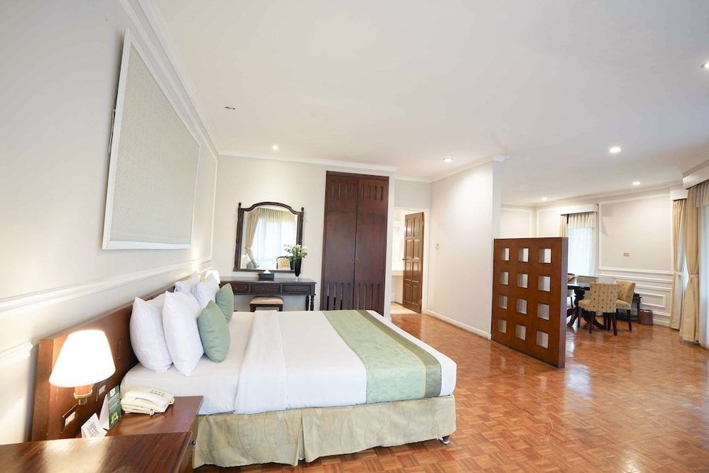 Puteri Gunung Hotel Suite Room