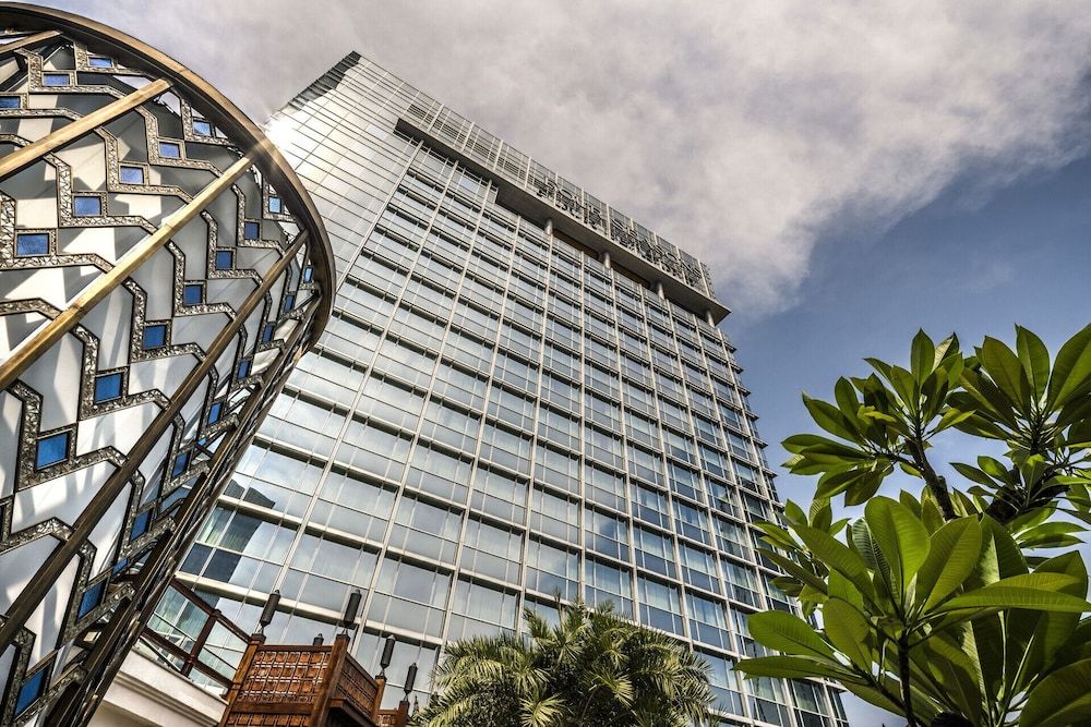 undefined Four Seasons Hotel Jakarta 2