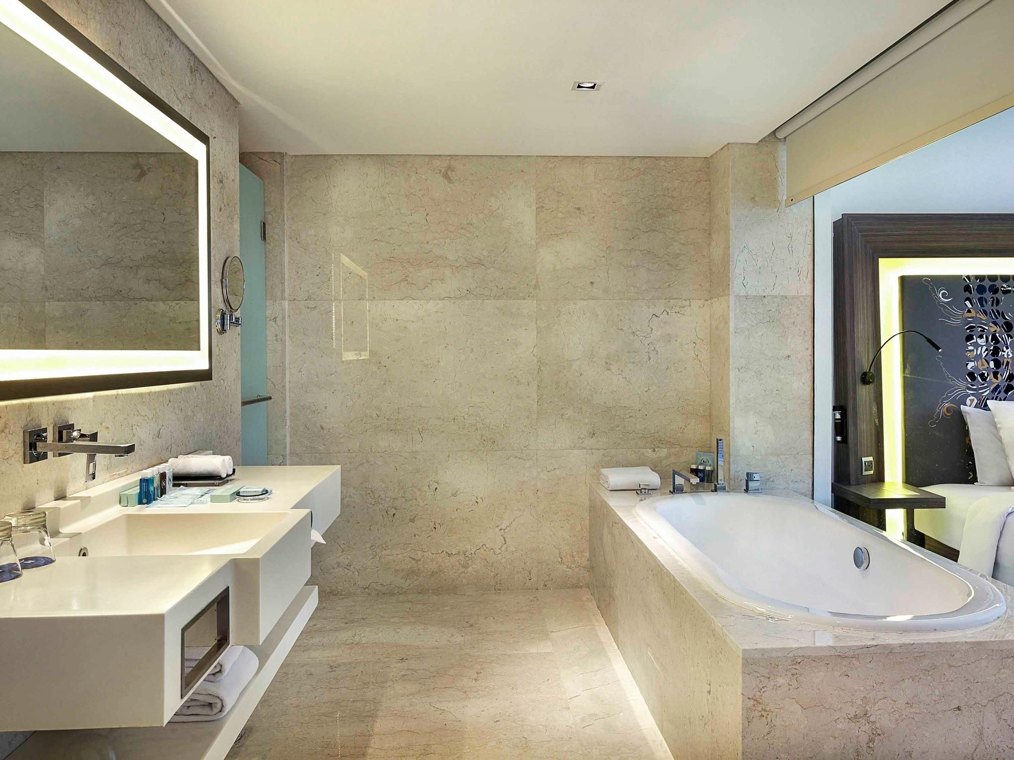 Suite Room