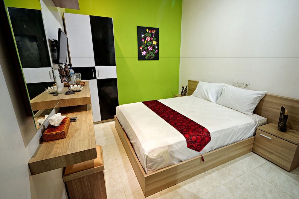 D'Pande Deluxe Double Room