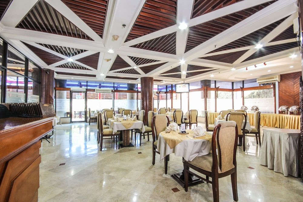 undefined Grand Menteng Hotel 9