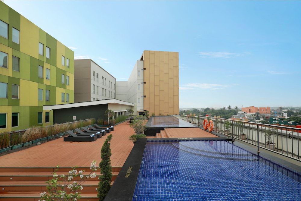 undefined Swiss-Belhotel Airport Jakarta 3