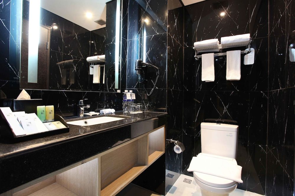 undefined Swiss-Belhotel Airport Jakarta 8