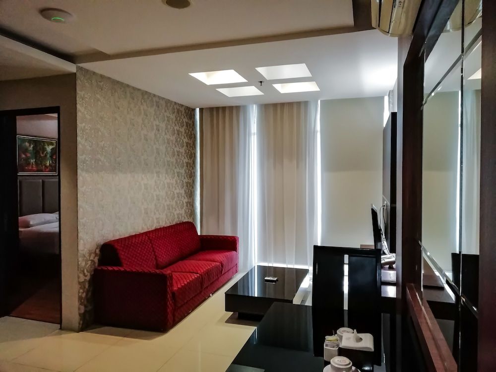 Royal Suite Condotel Deluxe Apartment, 2 Bedrooms, Non Smoking, City View (Ruby Unit) 4