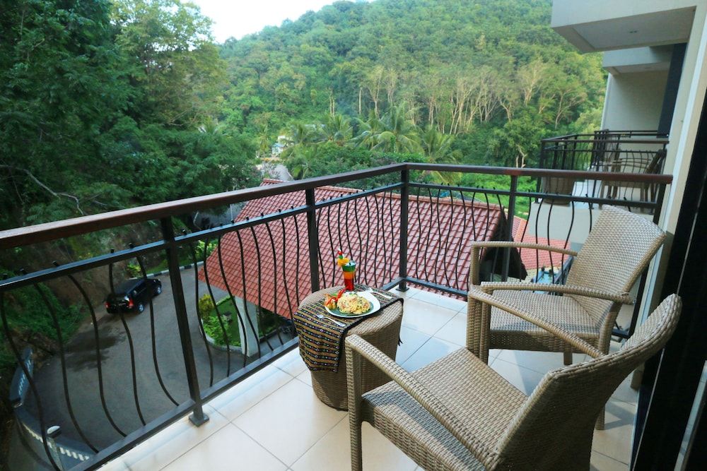 LAPRIMA Hotel Flores Superior Double or Twin Room, Hill View 6