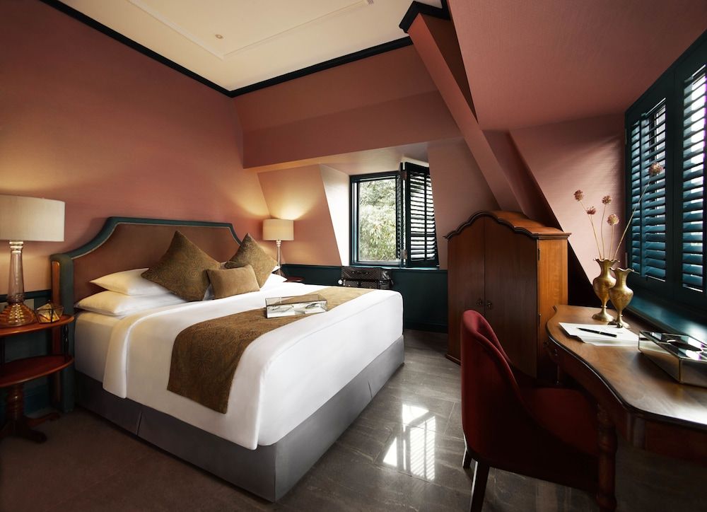 The Gunawarman Mansard