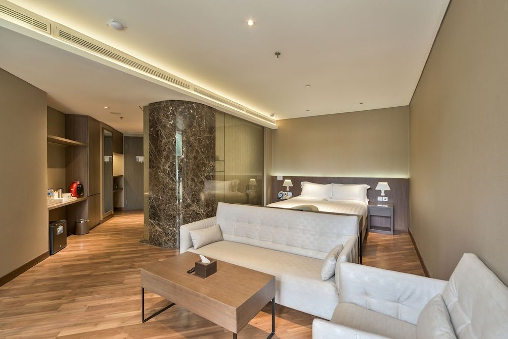 Ashley Wahid Hasyim Jakarta