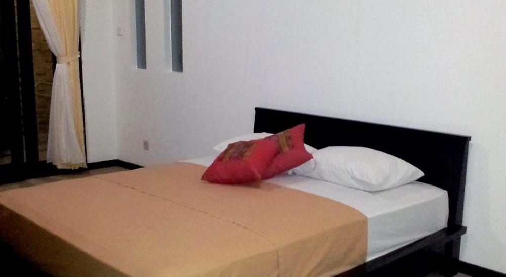 Deluxe Room, Pool View