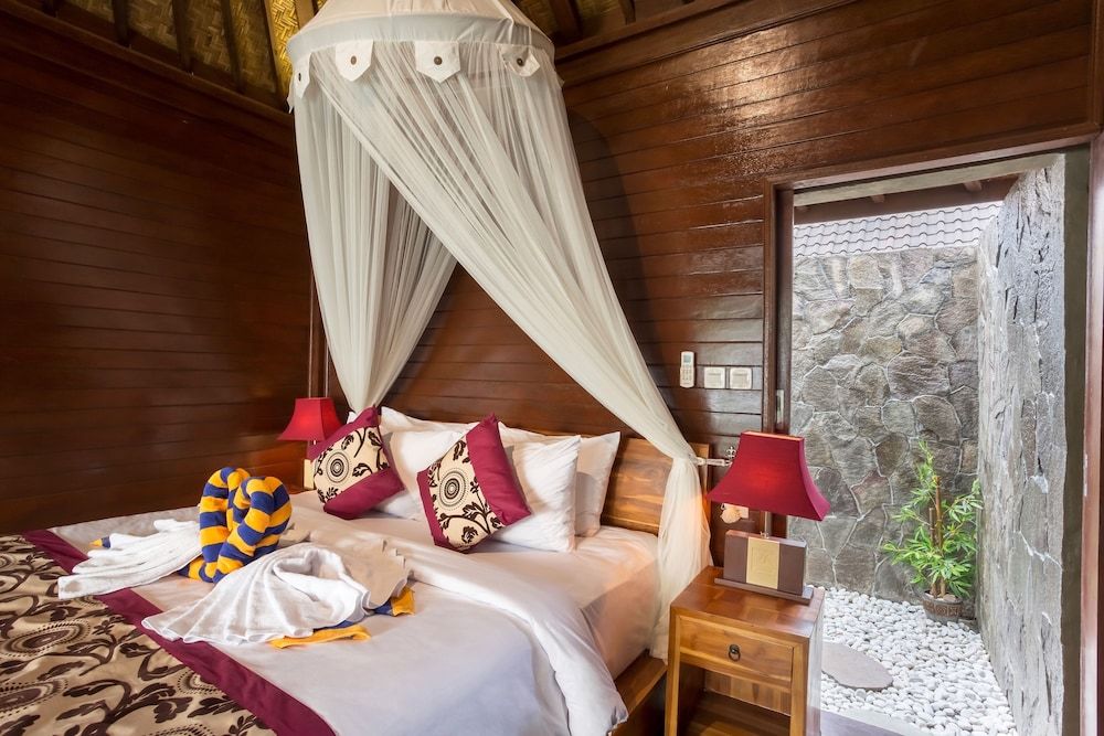 The Bridge Huts Bungalow 3