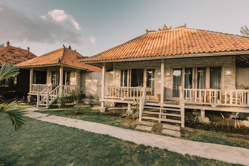 The Bridge Huts 2 Bedrooms Superior Huts 4