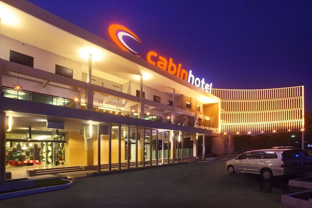 undefined Cabin Hotel 3