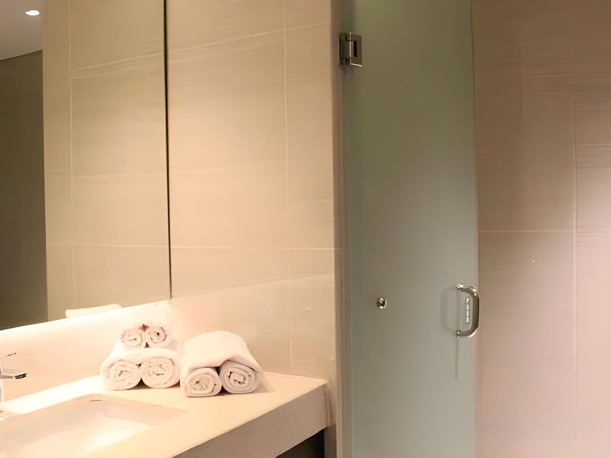 undefined Picasso Inn 3