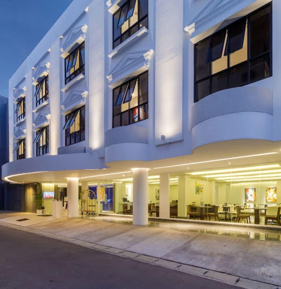 undefined Picasso Inn 2