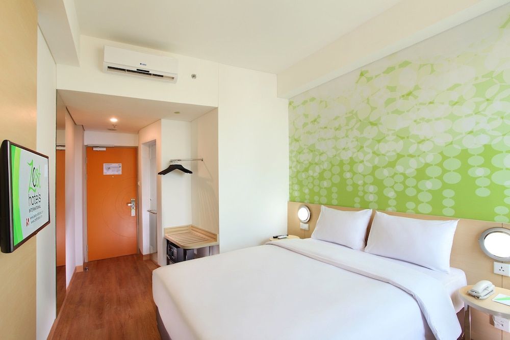 undefined Zest Airport Jakarta by Swiss-Belhotel International
