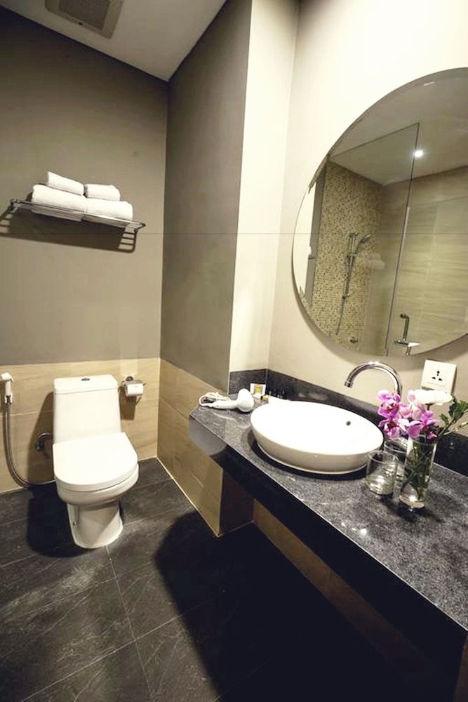 Liberty Hotel Thamrin Jakarta Standard Twin Room 4