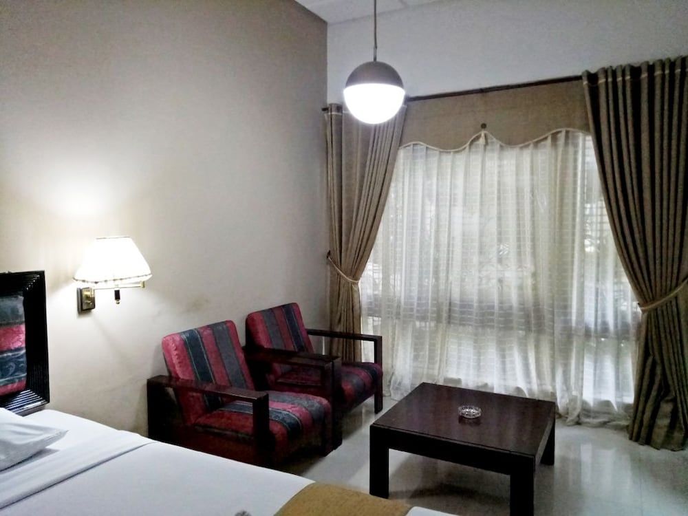 New Grand Park Hotel Standard Double or Twin Room 5