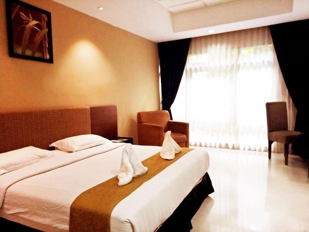 New Grand Park Hotel Deluxe Double or Twin Room 7