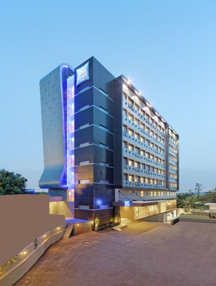undefined Hotel ibis budget Jakarta Airport 4