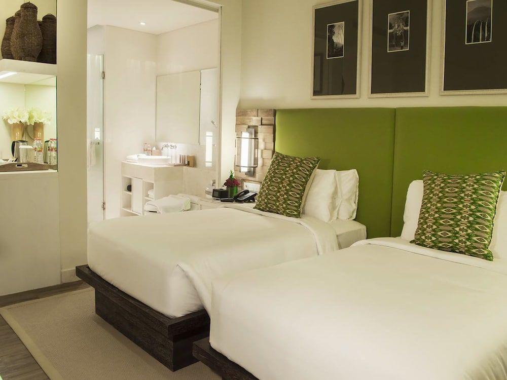 Bali Paragon Resort Hotel Deluxe Twin Room 2