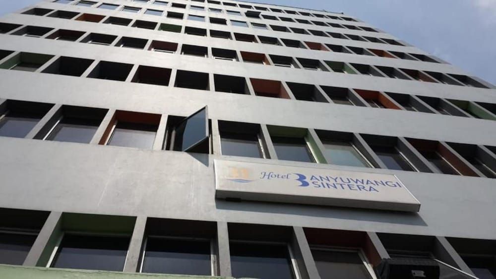 Hotel Banyuwangi Sintera Deluxe Room 2