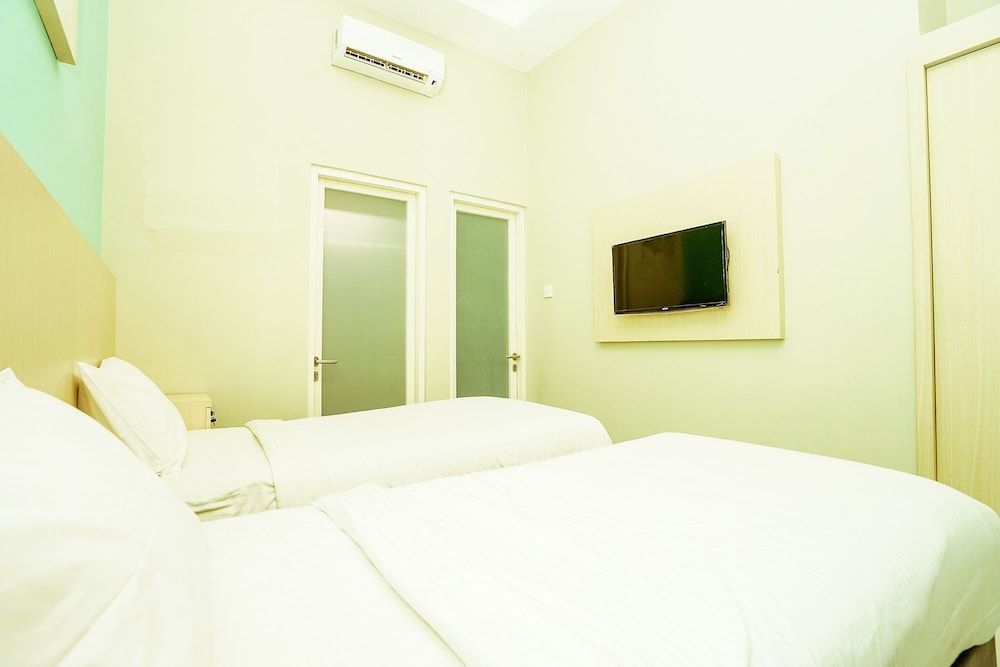 Ardhya Guest House Standard Twin Room 7