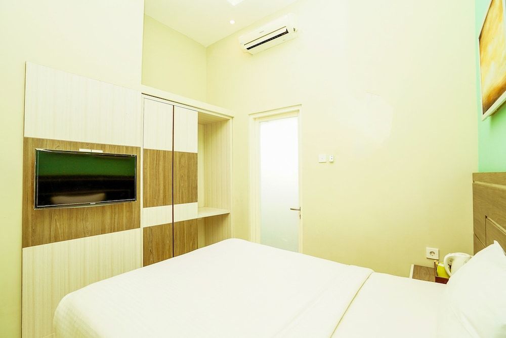 Ardhya Guest House Single Room 8