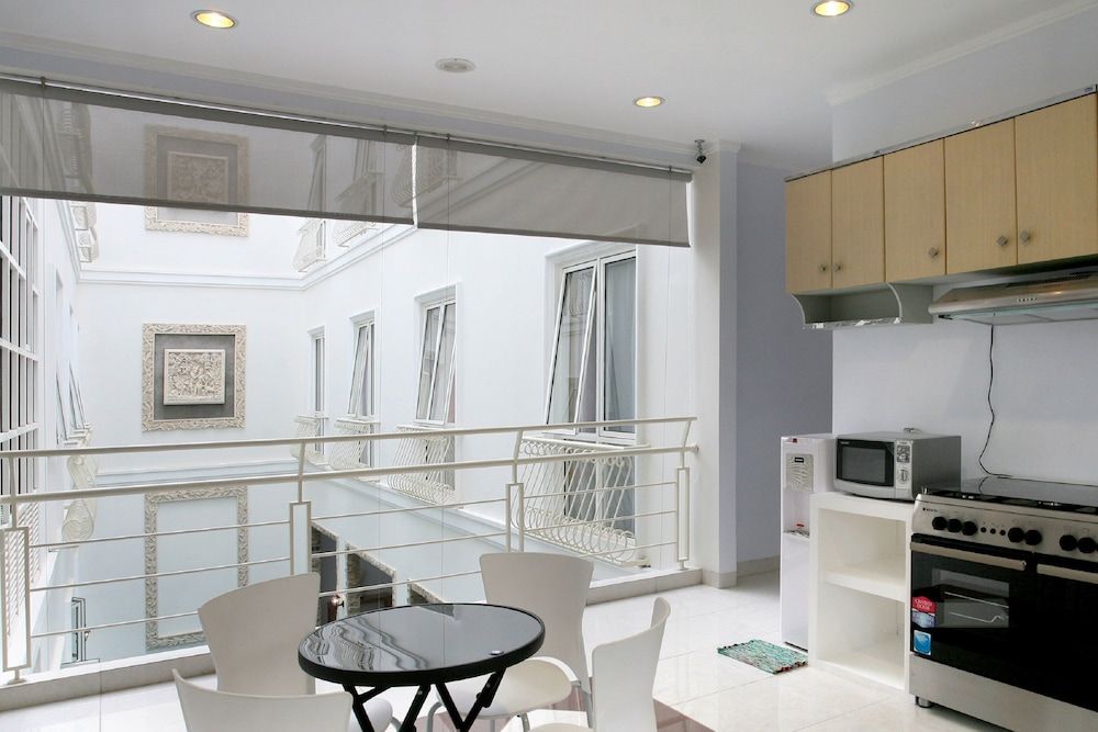 undefined Sun Rise House 9