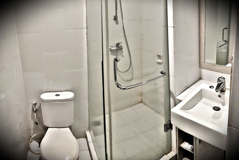 N3 Hotel Zainul Arifin Superior Double or Twin Room 11