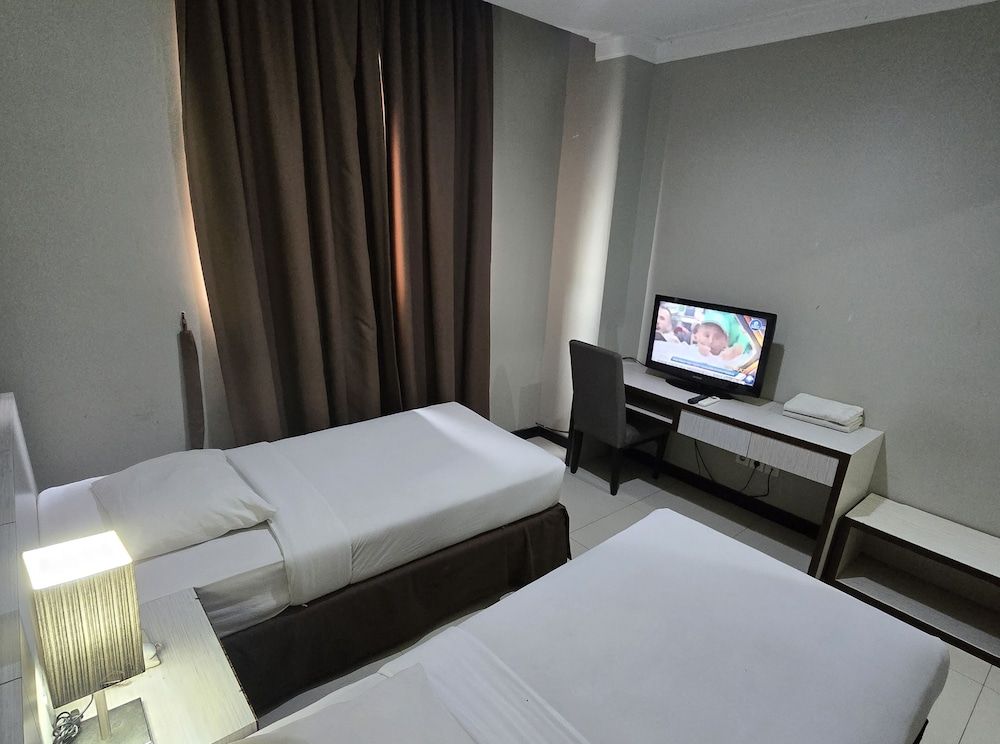 N3 Hotel Zainul Arifin Superior Double or Twin Room 3