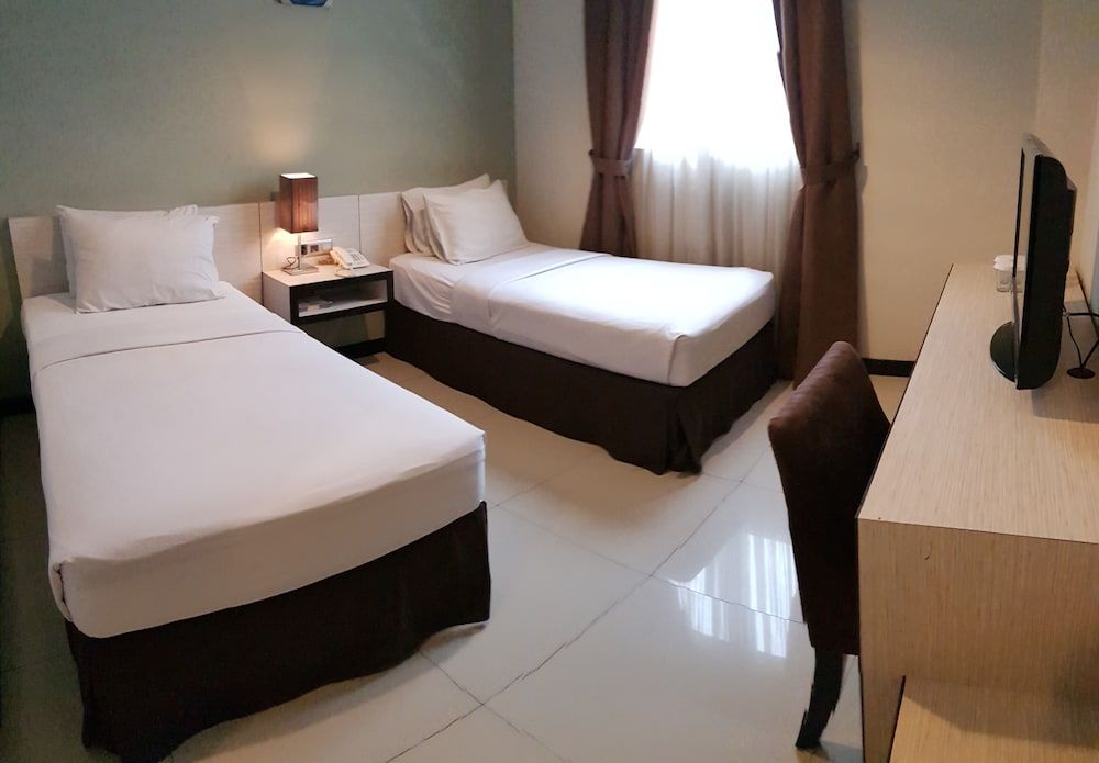 N3 Hotel Zainul Arifin Superior Double or Twin Room 2