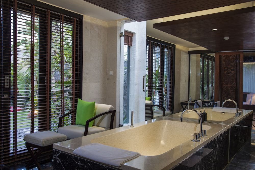 River Private Pool Villa (Free entrance to Bali Zoo)