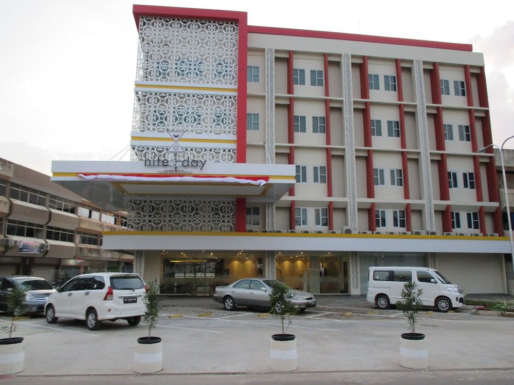 undefined Nite & Day Batam Jodoh Square 4