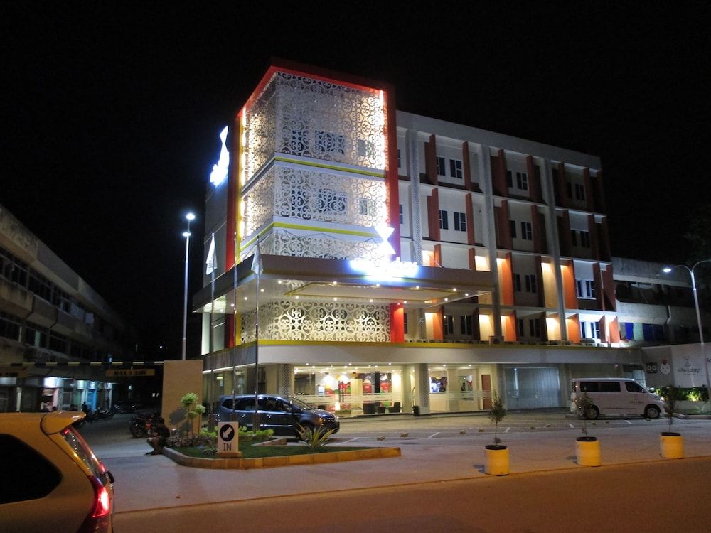 undefined Nite & Day Batam Jodoh Square 7
