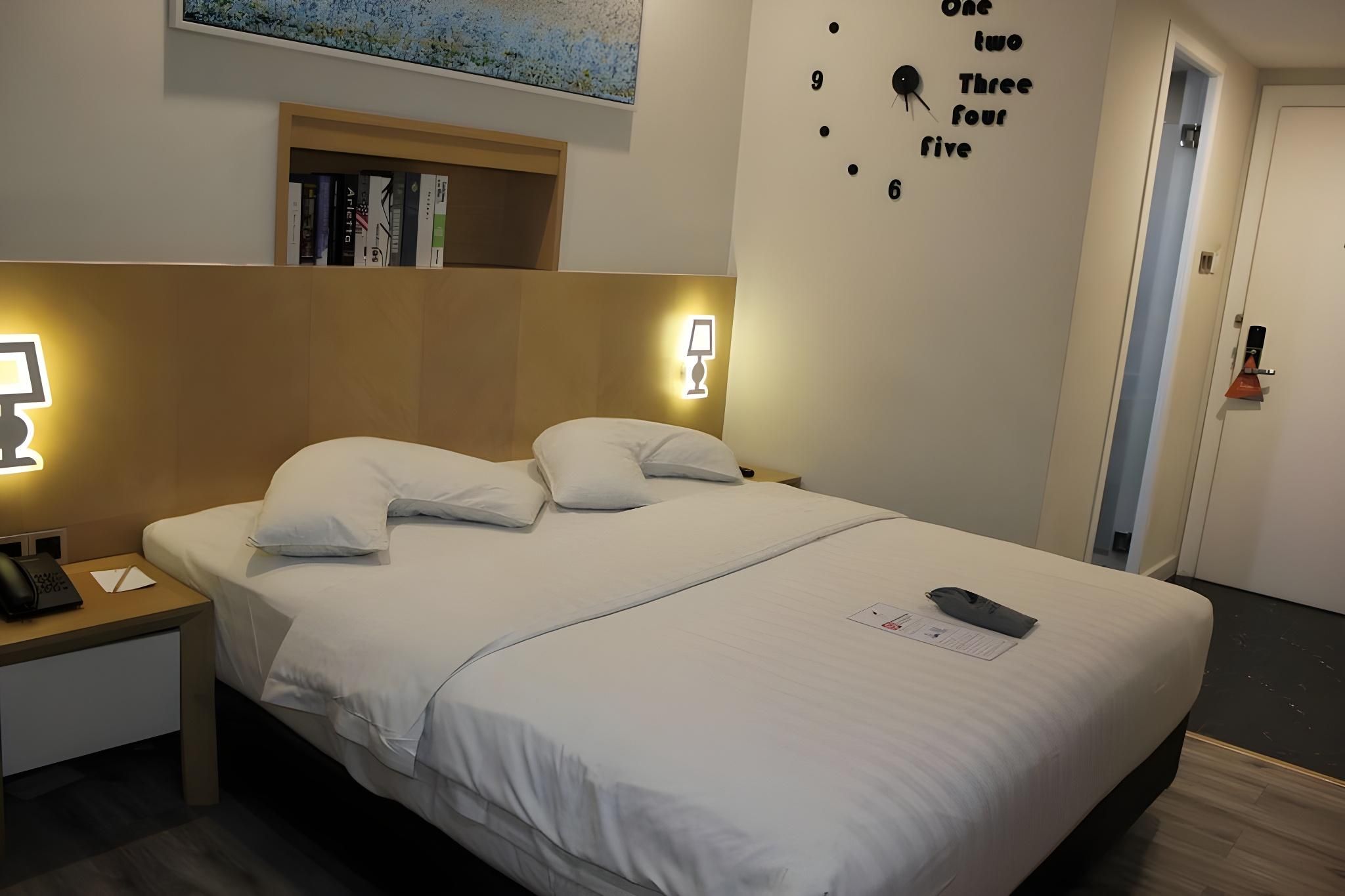 undefined Verse Luxe Hotel Wahid Hasyim 10