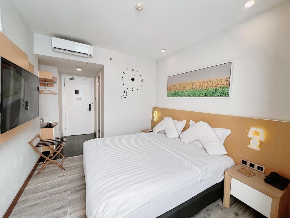 undefined Verse Luxe Hotel Wahid Hasyim 4